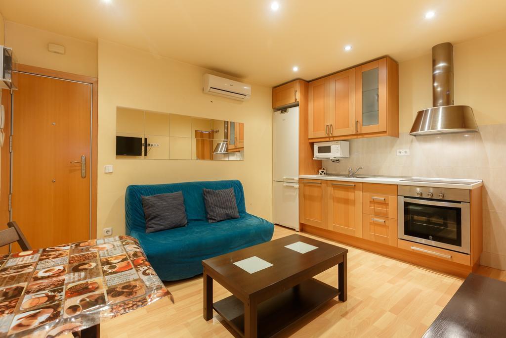 Apartment Bed&Bcn Sant Andreu II Barcelona Exterior photo